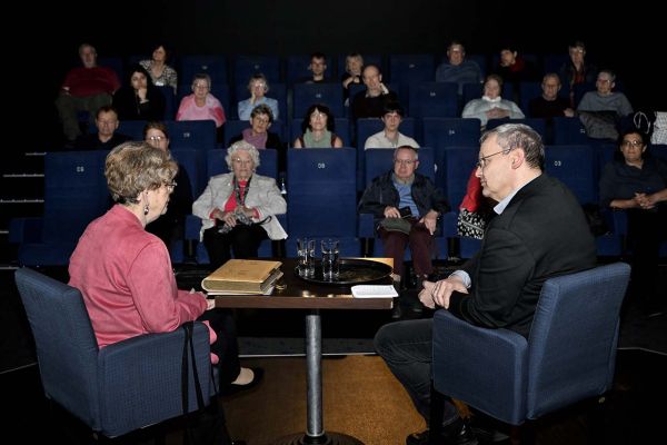 defa-filmtage-sonnabend-228EFA2FDE-B7C7-8916-4326-1F76D11FFF80.jpg